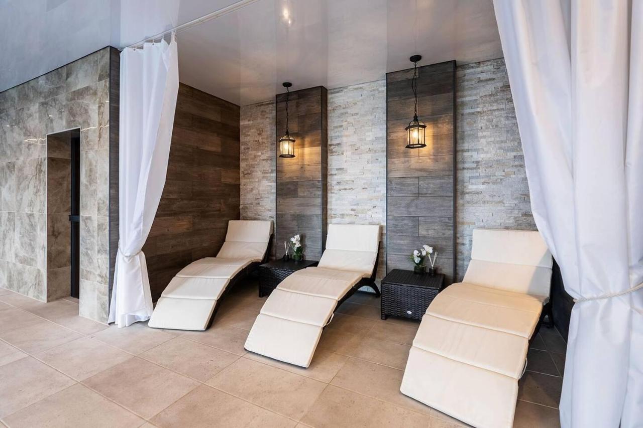 Clwyd Gate Manor Pool Sauna Hottub Cave Wales Ruthin Eksteriør billede
